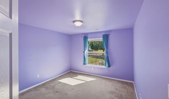 914 Oakmont Lp NE, Albany, OR 97322