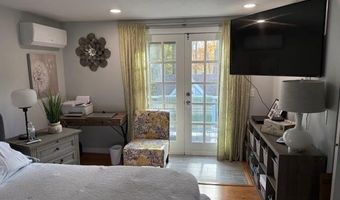 11 Woodside Ave, Cumberland, RI 02864