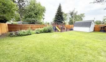 908 NE 10th Ave, Aberdeen, SD 57401