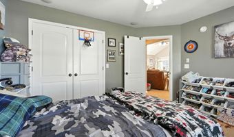 1807 McDermid Ave, Angola, IN 46703