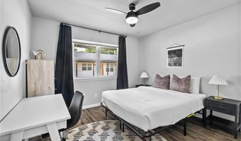 1304 1306 1308 SE C St, Bentonville, AR 72712