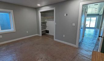 725 Road 6 1/2, Cowley, WY 82420