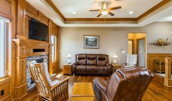 3205 Fieldstone Ct SE, Altoona, IA 50009