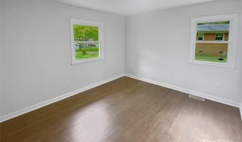 6139 Castle Ct, Charlotte, NC 28213