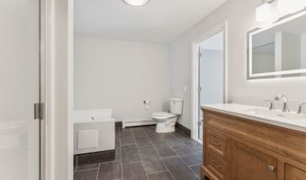 33 Huntsville Rd, Andover, NJ 07860