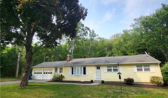 72 Blueberry Dr, East Greenwich, RI 02818