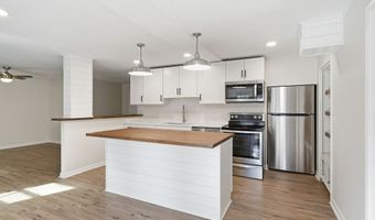 5080 Maryland Dr NW, Acworth, GA 30101