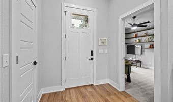 2 Stanhope Ln, Bella Vista, AR 72715