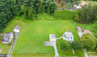 1101 YORKLYN Rd, Hockessin, DE 19707