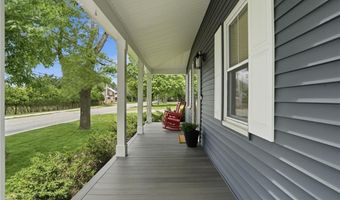 91 Sowams Rd, Barrington, RI 02806