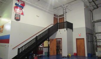 2 Beatty St, Andover, NJ 07801