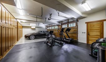 99 Granite St, Ashland, OR 97520