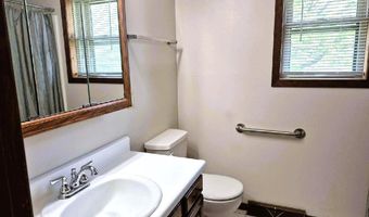 1614 17th St, Auburn, NE 68305