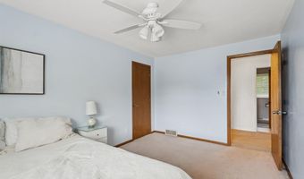 844 E SUNSET Ave, Appleton, WI 54911