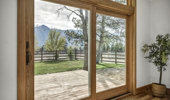 1097 Meadowlark Cir, Gardnerville, NV 89460
