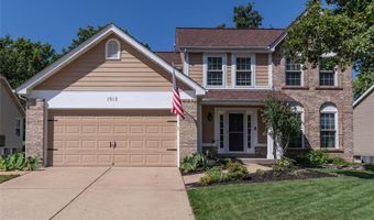 1915 Fox Pointe Dr, Arnold, MO 63010