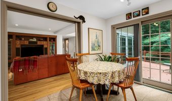 44 Tall Tree Rd, Middletown, NJ 07748