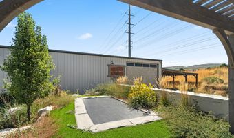 15258 S MOUNTAINSIDE Dr W, Bluffdale, UT 84065