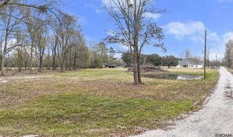 10564 Summerside Dr, Baker, LA 70714