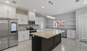 707 Starboard Ct, Aransas Pass, TX 78336