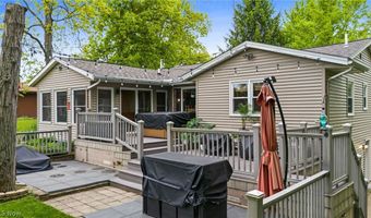 107 Hilltop Dr, Amherst, OH 44001