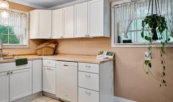 229 Rockingham Ave, Alma, MI 48801