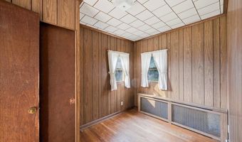 79 Edgecomb St, Albany, NY 12209