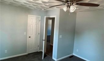 37 Clifton St, Central Falls, RI 02863