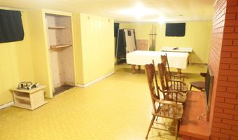 1006 Falkirk Rd, Alma, MI 48801
