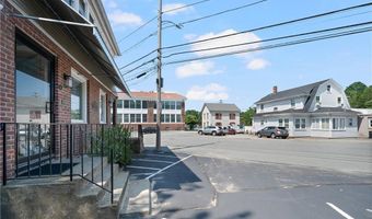 15 Thomas St, North Providence, RI 02911