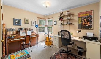 38 Hillvale Rd, Albertson, NY 11507