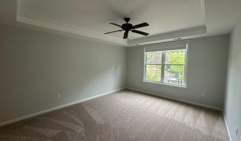44322 MCHENRY Sq, Ashburn, VA 20147