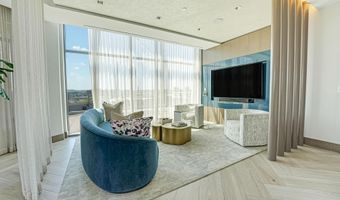 1201 N ROYAL St 214, Alexandria, VA 22314