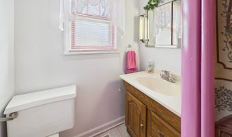 41 Sycamore St, Alexandria, IN 46001