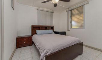 396 Kahiki St, Kahului, HI 96732