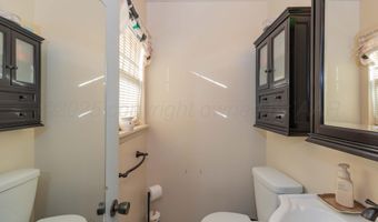 1208 PECAN St, Amarillo, TX 79107