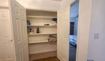 809 Colonial Ct, Carlsbad, NM 88220