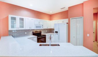 210 MYSTIC FALLS Dr, Apollo Beach, FL 33572