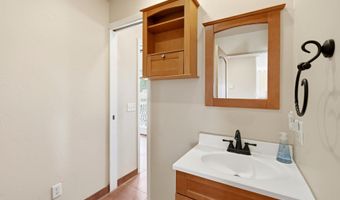 75 N 200 E St, Alton, UT 84710