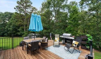 715 Tudor Ln, Boiling Springs, SC 29316