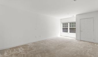 65 Hawthorne Dr 106, Bedford, NH 03110