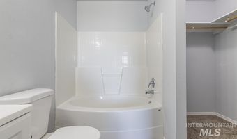 13648 Orlando St, Caldwell, ID 83607