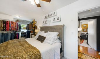 9936 JEANETTE Rd, Jacksonville, FL 32246