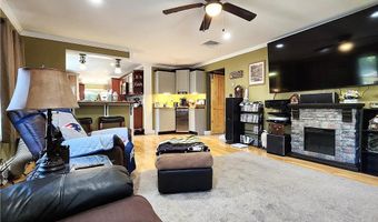 30 Twin Lakes Ave, Coventry, RI 02816