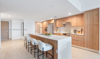 10281 W Bay Harbor Dr 203, Bay Harbor Islands, FL 33154