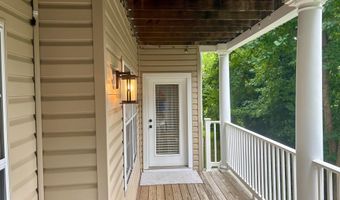 803 LATCHMERE Ct 104, Annapolis, MD 21401