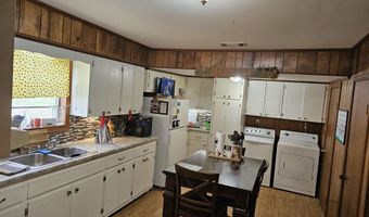 305 NE 5th St, Atkins, AR 72823