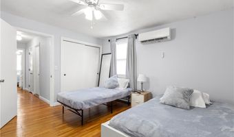 12 Parsons St, East Providence, RI 02914