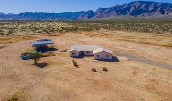 1176 W Trigger Ln, Cochise, AZ 85606