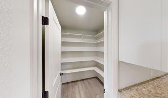 607 NW 11th St, Andrews, TX 79714